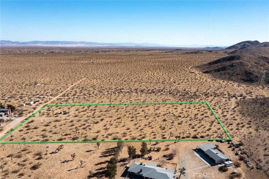 4 Burke Road Yucca Valley, CA 92284 - Photo 14 of 20 a view of city and ocean