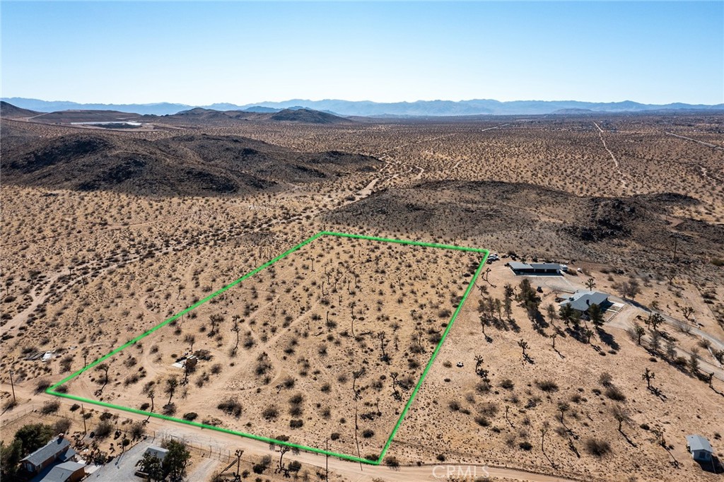 4 Burke Road Yucca Valley, CA 92284 - Photo 10 of 20