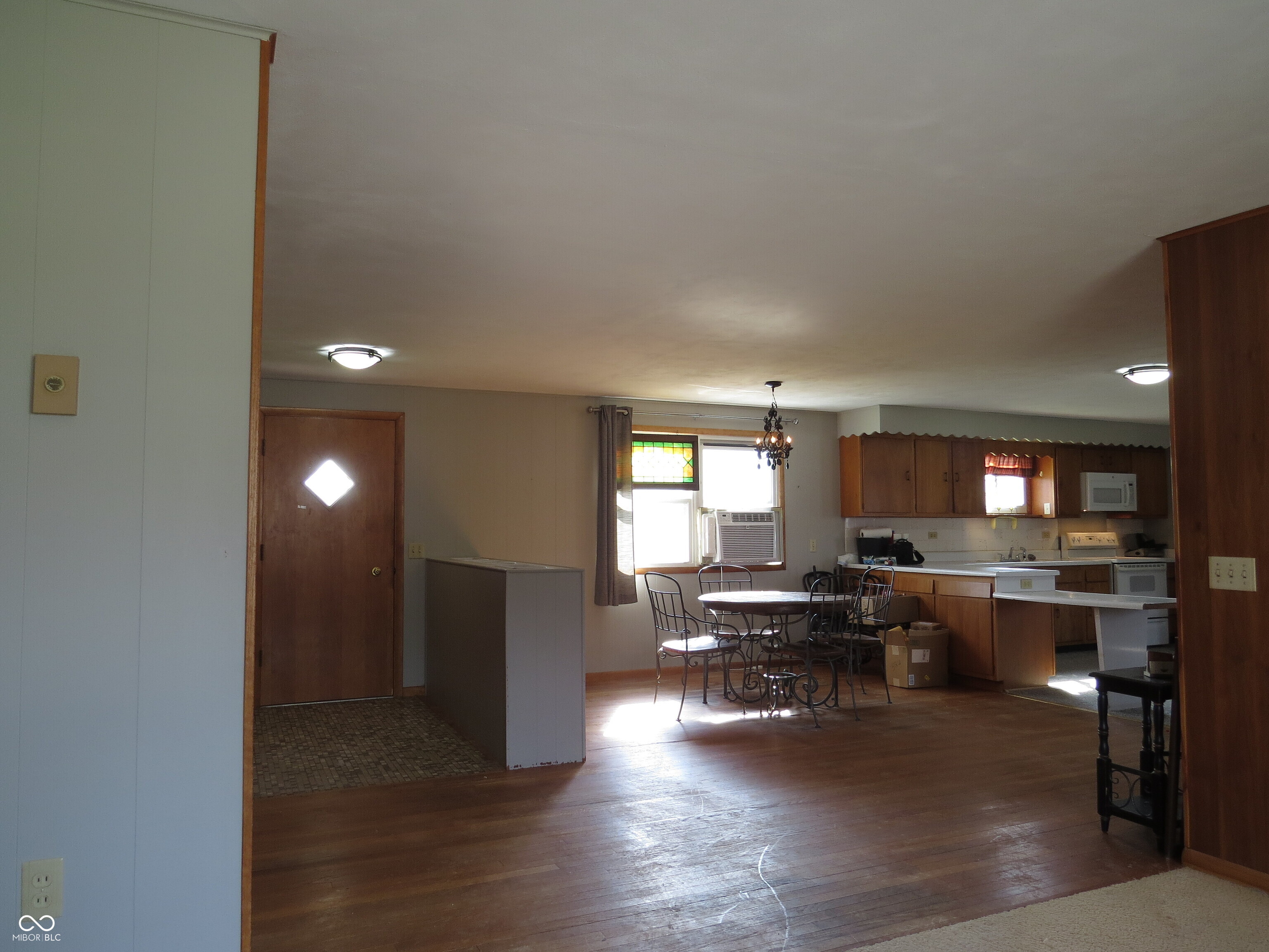 825 Jackson Street Hope, IN 47246 - Photo 16 of 49