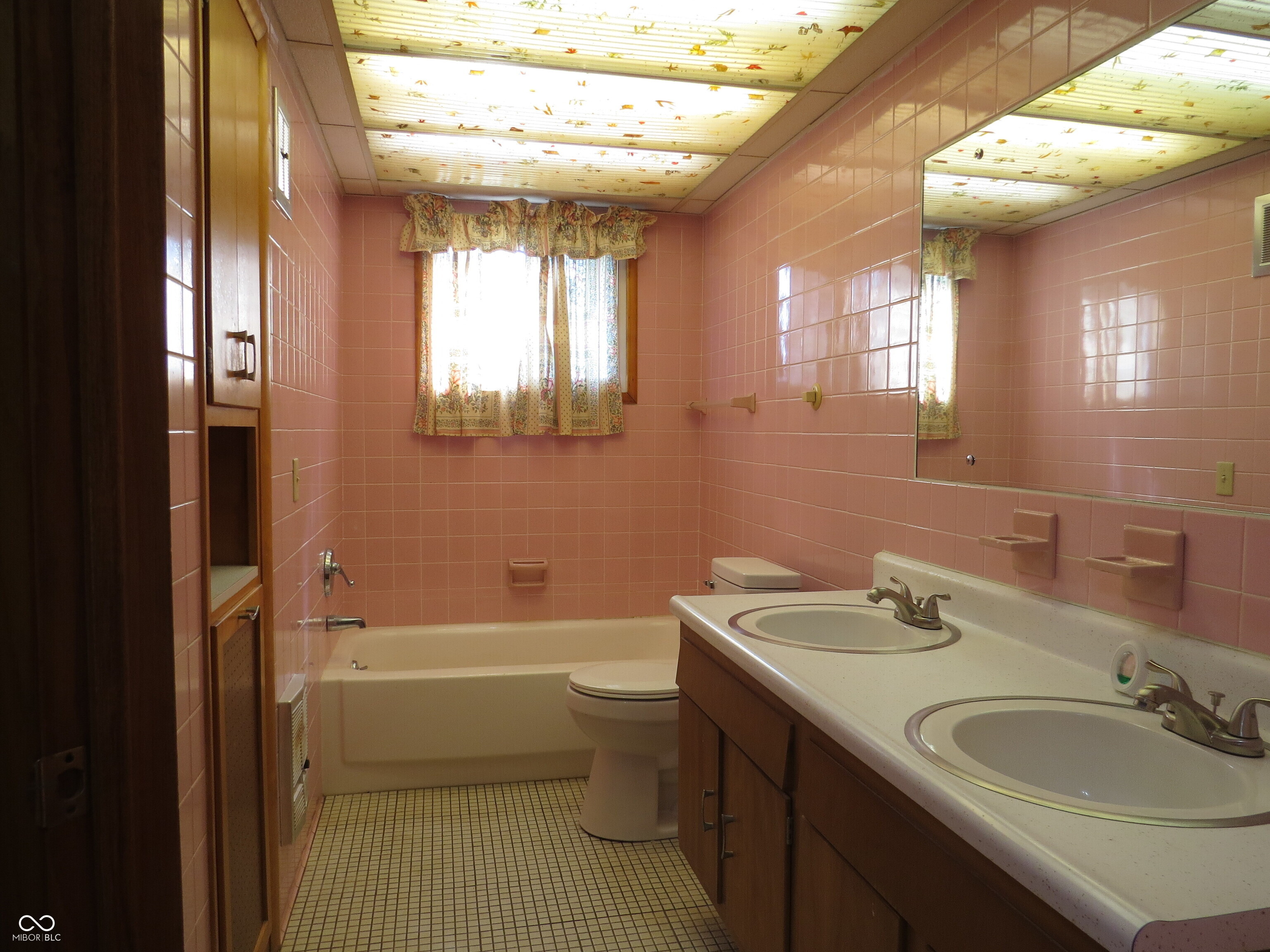 825 Jackson Street Hope, IN 47246 - Photo 33 of 49