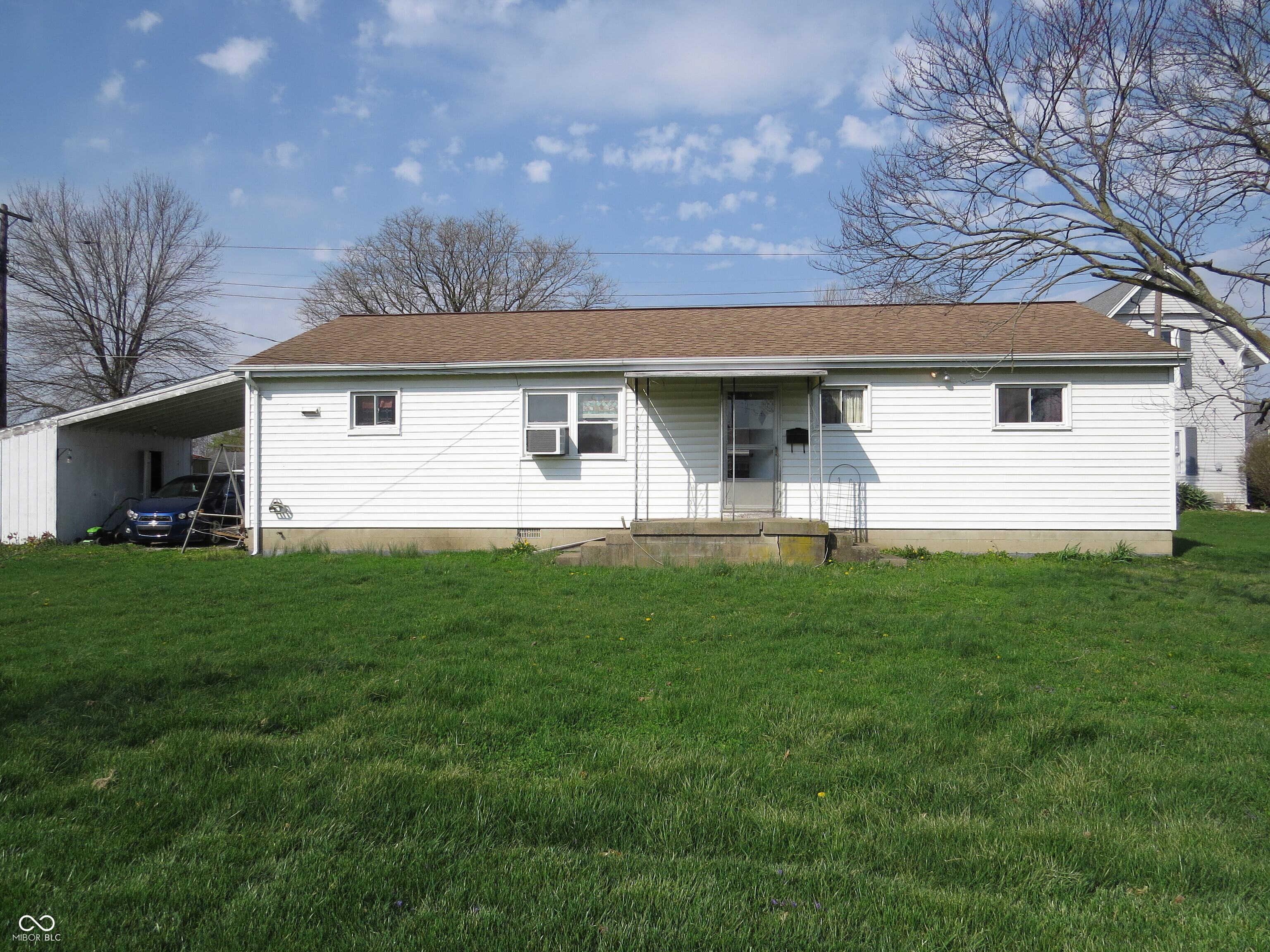 825 Jackson Street Hope, IN 47246 - Photo 8 of 49