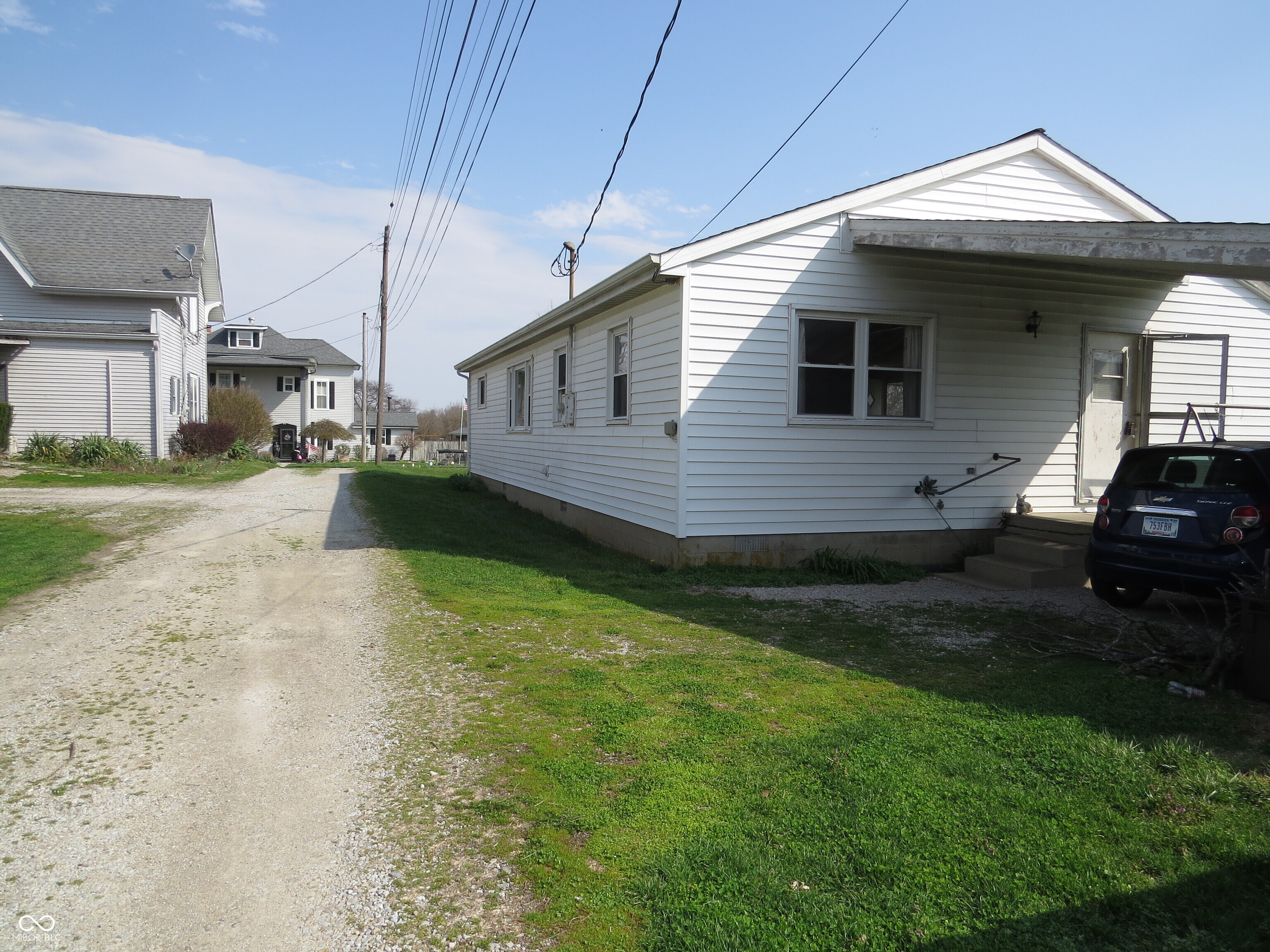 825 Jackson Street Hope, IN 47246 - Photo 9 of 49