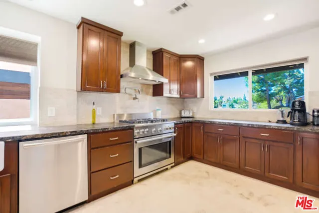 $10,900 | 5402 Cedarhaven Drive, Agoura Hills, CA 91301