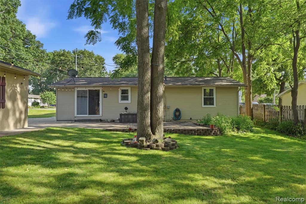 608 Snyder Road Highland, MI 48357 - Photo 18 of 22