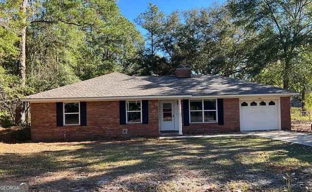 $229,900 | 504 Martha Drive, St. Marys, GA 31558