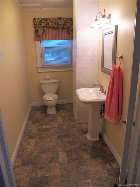 305 Wise Road Lincolnton, NC 28092 - Photo 13 of 14 Gallery Image 13