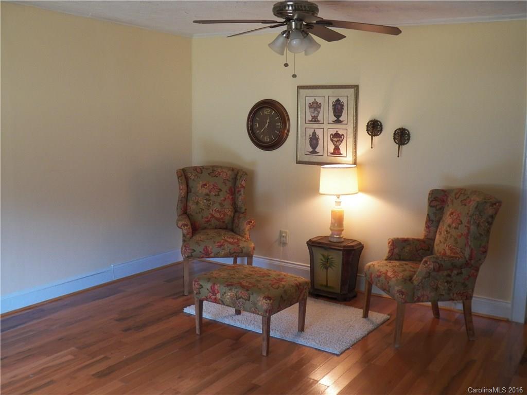 305 Wise Road Lincolnton, NC 28092 - Photo 6 of 14 Gallery Image 6