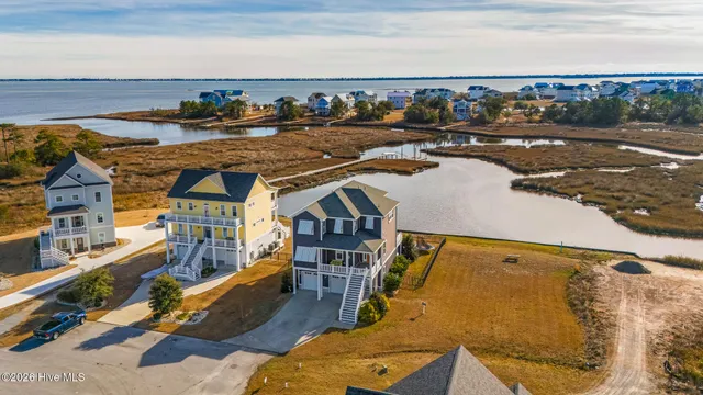 $1,125,000 | 525 Sanders Creek Road, Newport, NC 28570