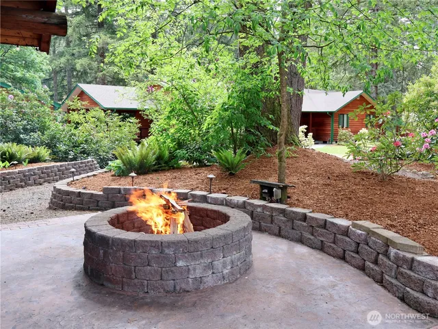 $979,800 | 17104 Old Highway 99 Southeast, Tenino, WA 98589