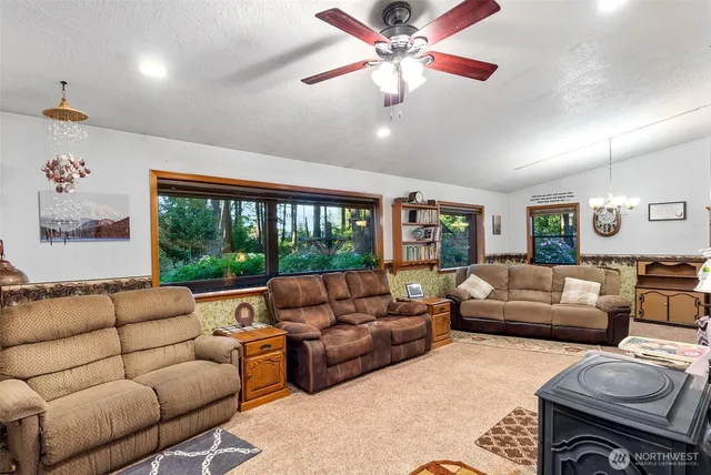 $979,800 | 17104 Old Highway 99 Southeast, Tenino, WA 98589