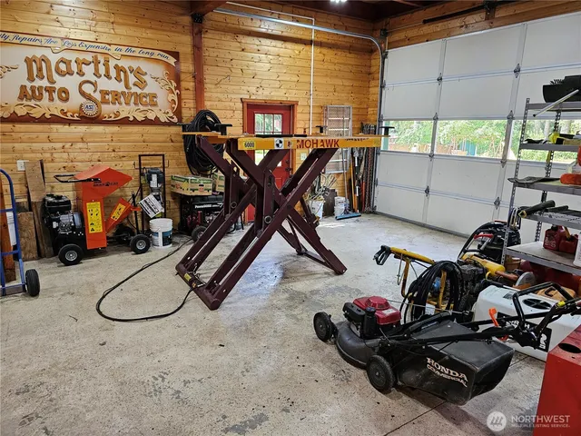 $979,800 | 17104 Old Highway 99 Southeast, Tenino, WA 98589