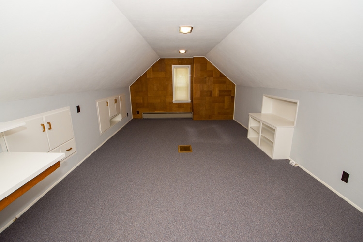 21127 Brick Road South Bend, IN 46628 - Photo 9 of 16 Gallery Image 9
