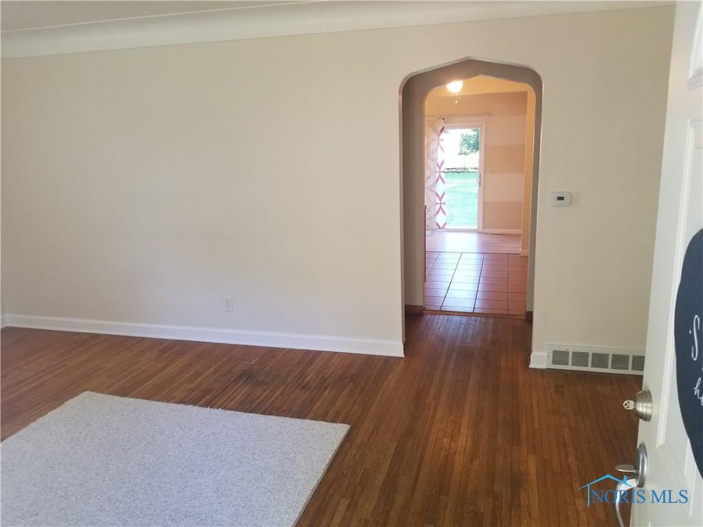 2832 Gracewood Road Toledo, OH 43613 - Photo 5 of 16 Gallery Image 5
