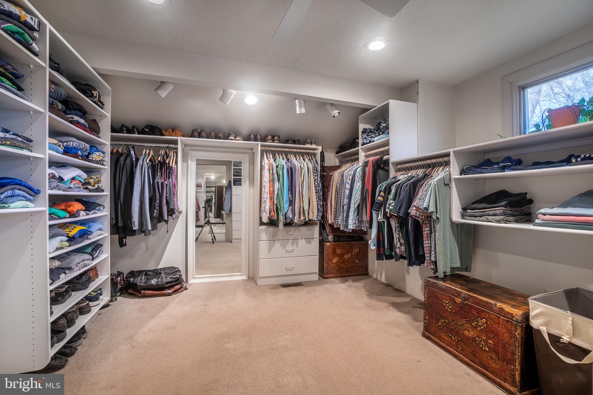 112 Sheeder Road Phoenixville, PA 19460 - Photo 19 of 40 Walkin Master Closet