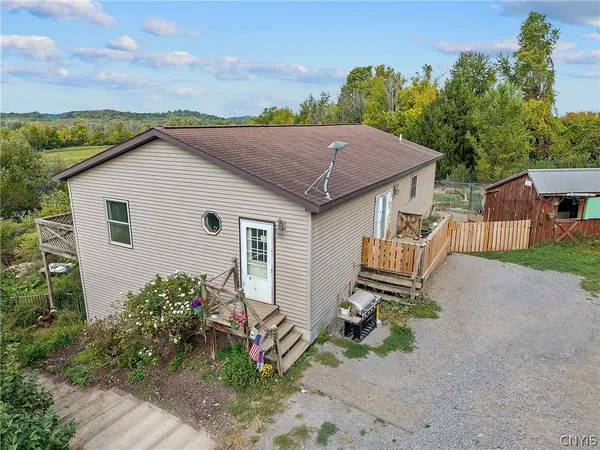 $589,900 | 693 Masters Road, Elbridge, NY 13060