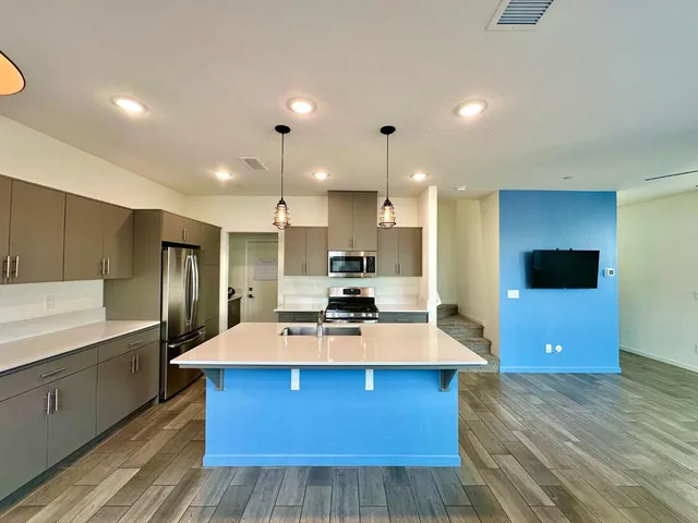 $409,000 | 1921 Kelly Lane, Clovis, CA 93611