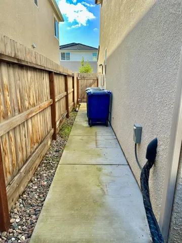 $409,000 | 1921 Kelly Lane, Clovis, CA 93611