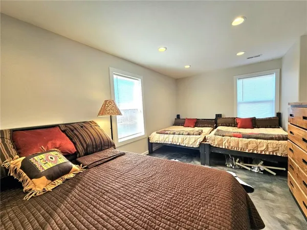 $599,900 | 22155 Eden Circle, Warsaw, MO 65355