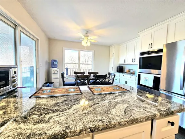 $599,900 | 22155 Eden Circle, Warsaw, MO 65355