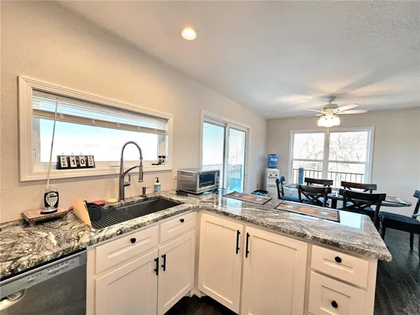 $599,900 | 22155 Eden Circle, Warsaw, MO 65355