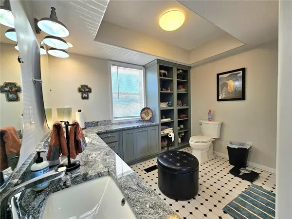 $599,900 | 22155 Eden Circle, Warsaw, MO 65355