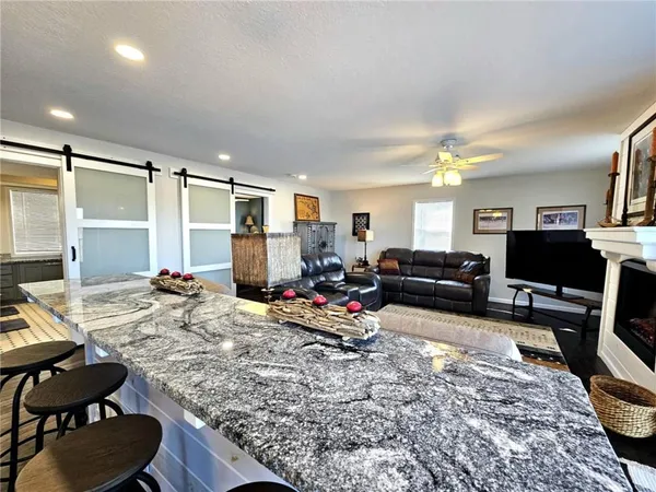 $599,900 | 22155 Eden Circle, Warsaw, MO 65355