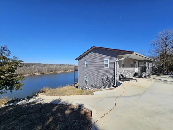 $599,900 | 22155 Eden Circle, Warsaw, MO 65355