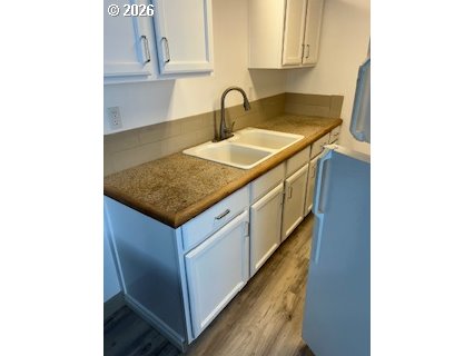 11016 Northeast Fargo Street Portland, OR 97220 - Photo 7 of 20