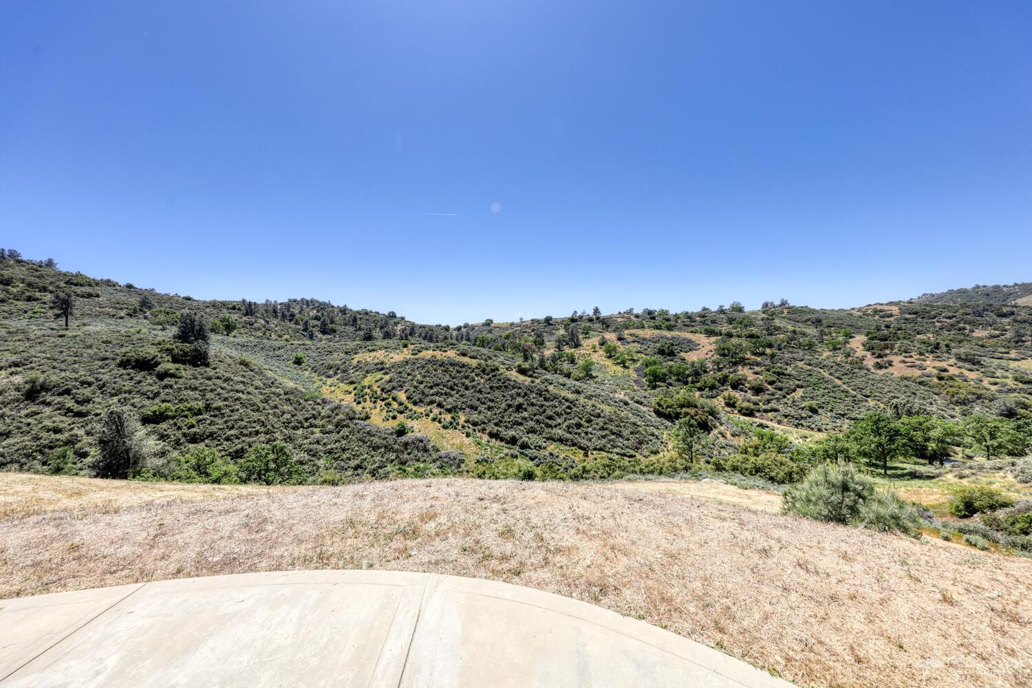 30701 Fox Ridge Court Tehachapi, CA 93561 - Photo 36 of 42 Views off the back patio.