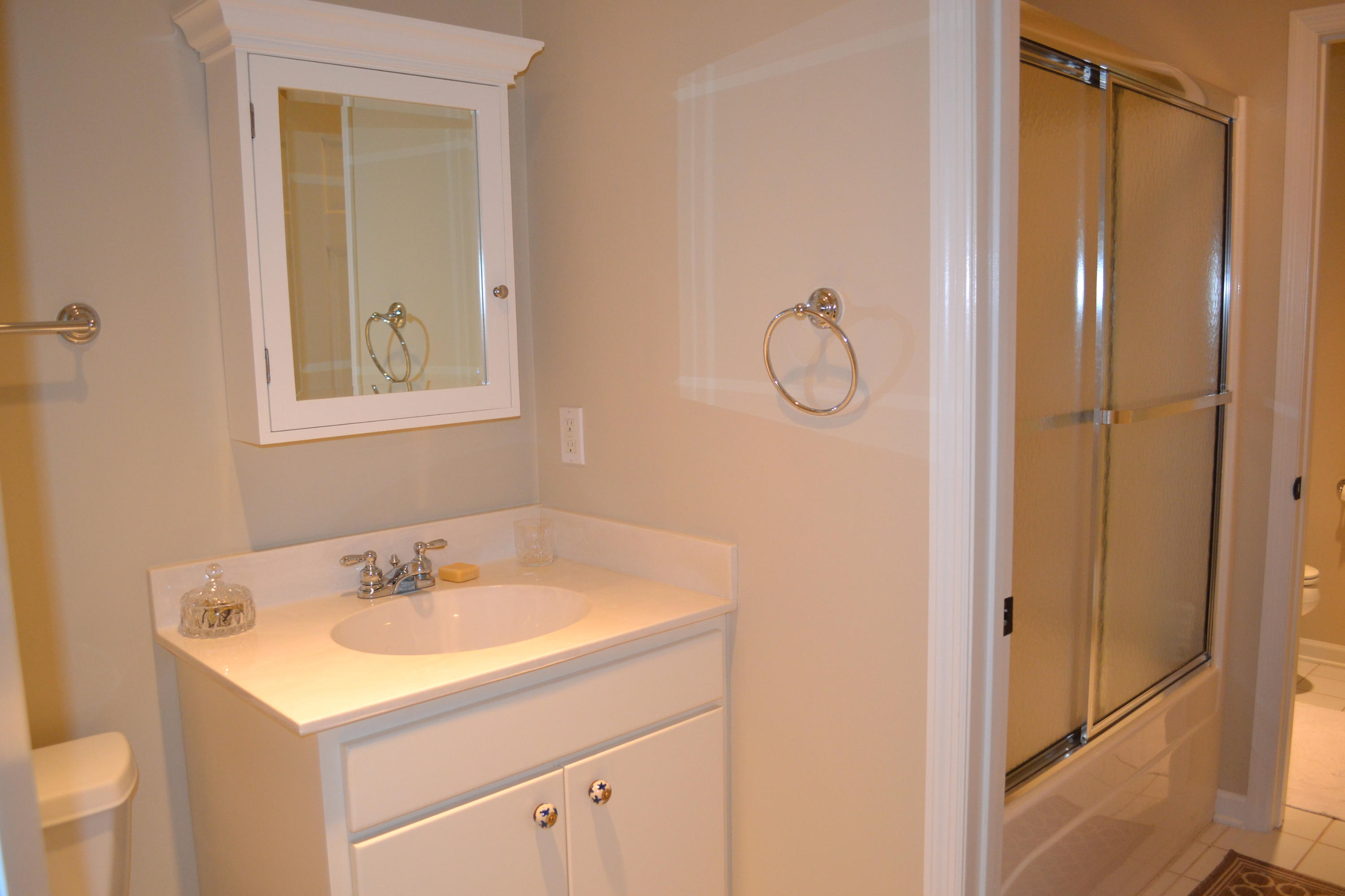 625 New England Road Wildwood, GA 30757 - Photo 24 of 59 Jack and Jill bath