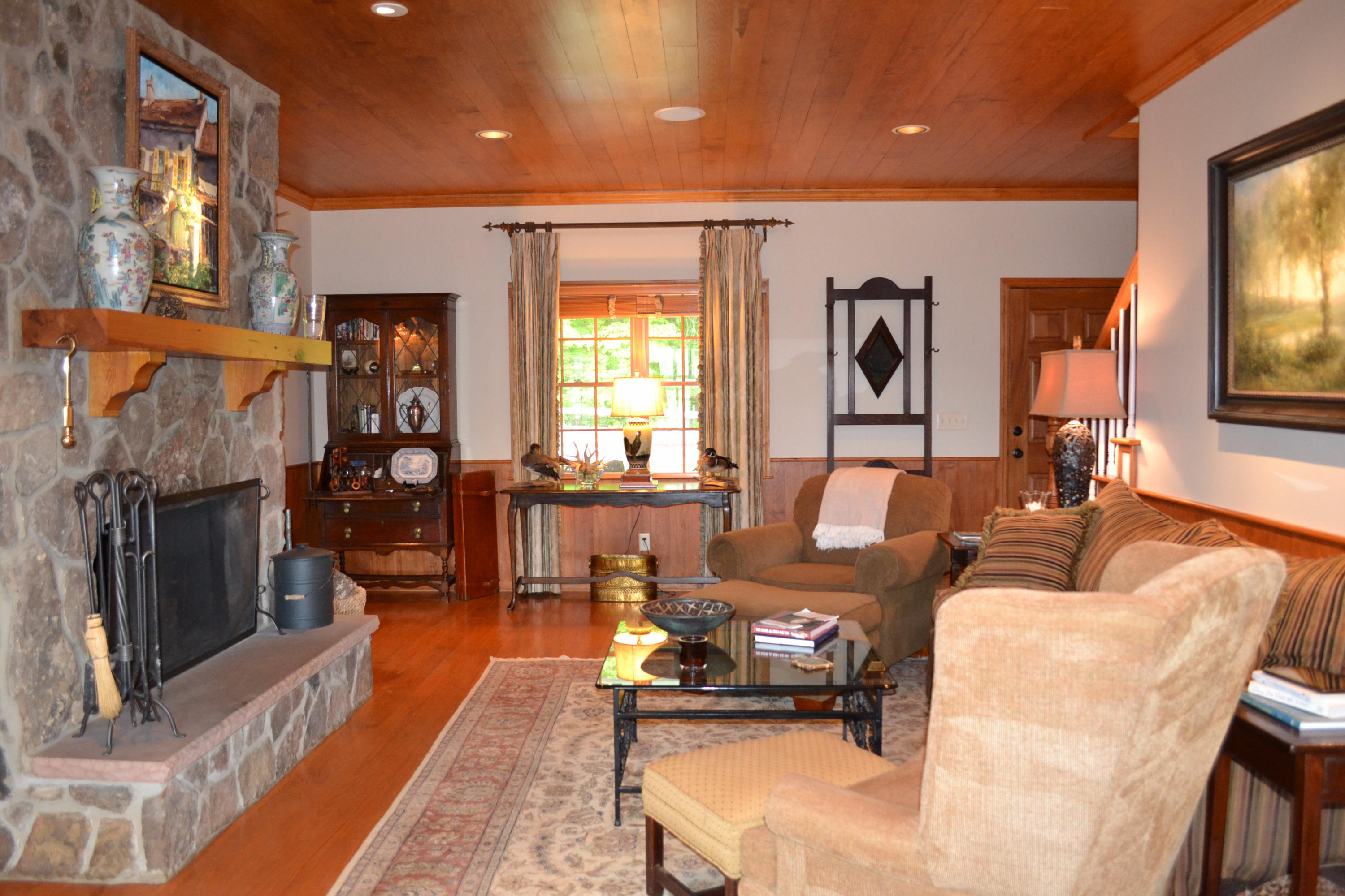 625 New England Road Wildwood, GA 30757 - Photo 9 of 59 Living room