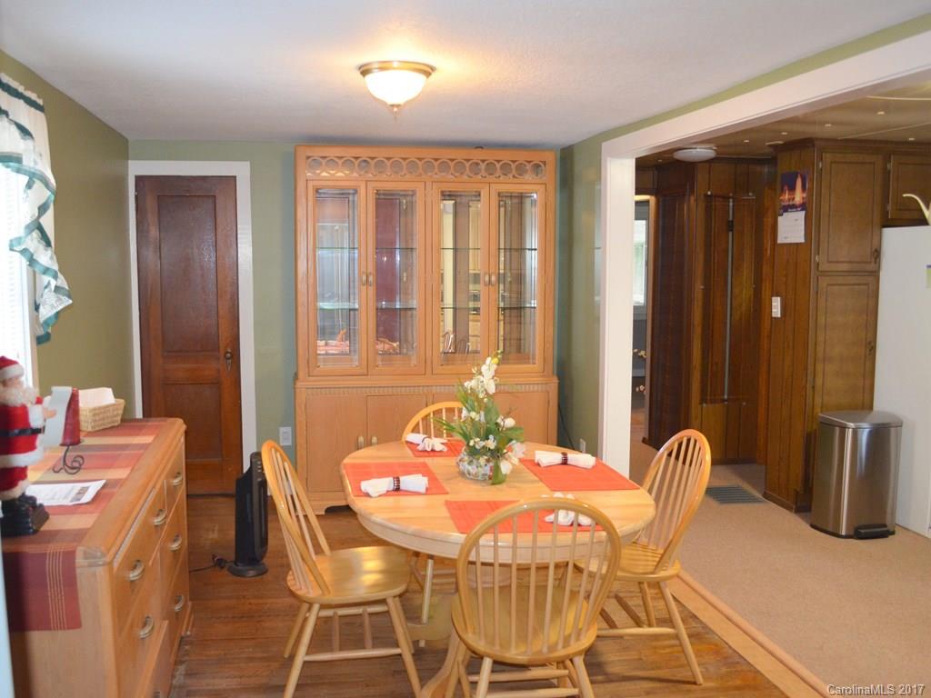204 Governors View Road Asheville, NC 28805 - Photo 6 of 22 Gallery Image 6