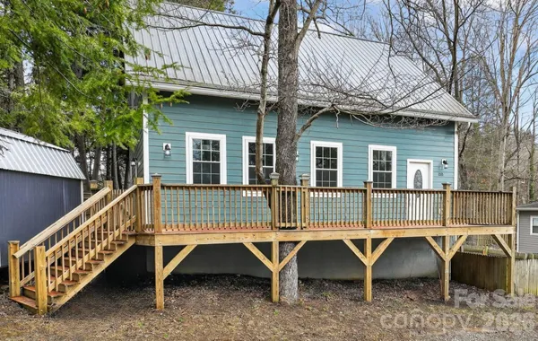 $525,000 | 155 North Fork Road, Black Mountain, NC 28711