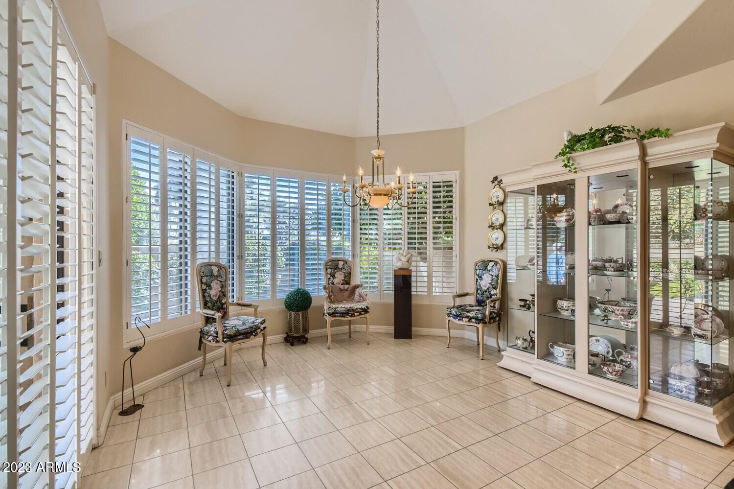 Breakfast Room