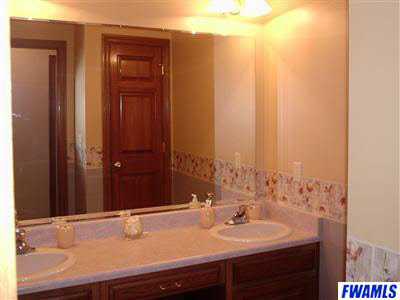 13605 Hamilton Road Roanoke, IN 46783 - Photo 14 of 20