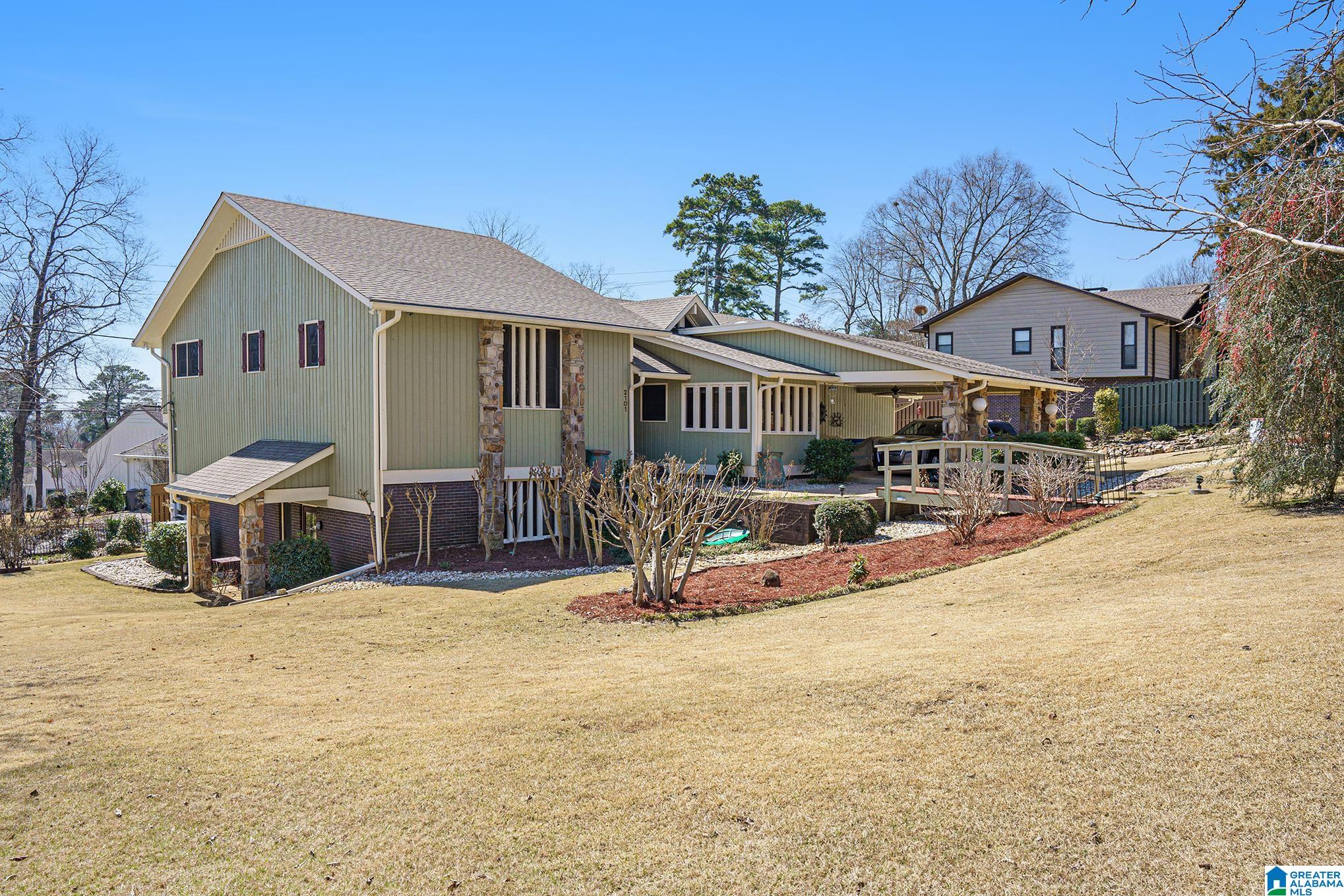 2101 Cedarbark Lane Birmingham, AL 35216 - Photo 4 of 50