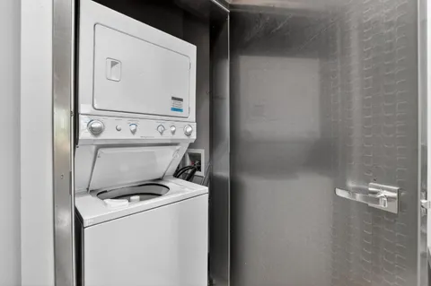 $518,000 | 1725 14th Street, Unit 206, Sacramento, CA 95811