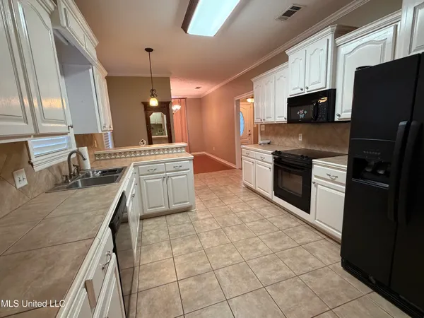 $248,000 | 614 Annawood Lane Northeast, Brookhaven, MS 39601