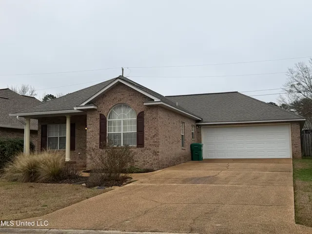 $265,000 | 614 Annawood Lane Northeast, Brookhaven, MS 39601