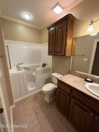 $248,000 | 614 Annawood Lane Northeast, Brookhaven, MS 39601