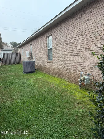 $248,000 | 614 Annawood Lane Northeast, Brookhaven, MS 39601