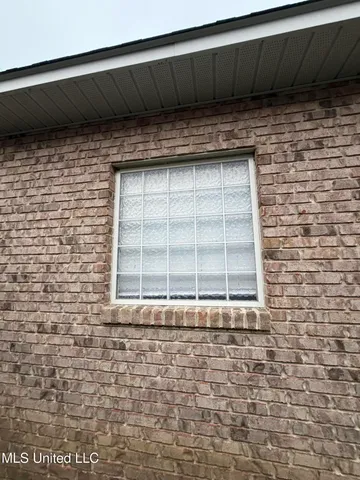 $265,000 | 614 Annawood Lane Northeast, Brookhaven, MS 39601