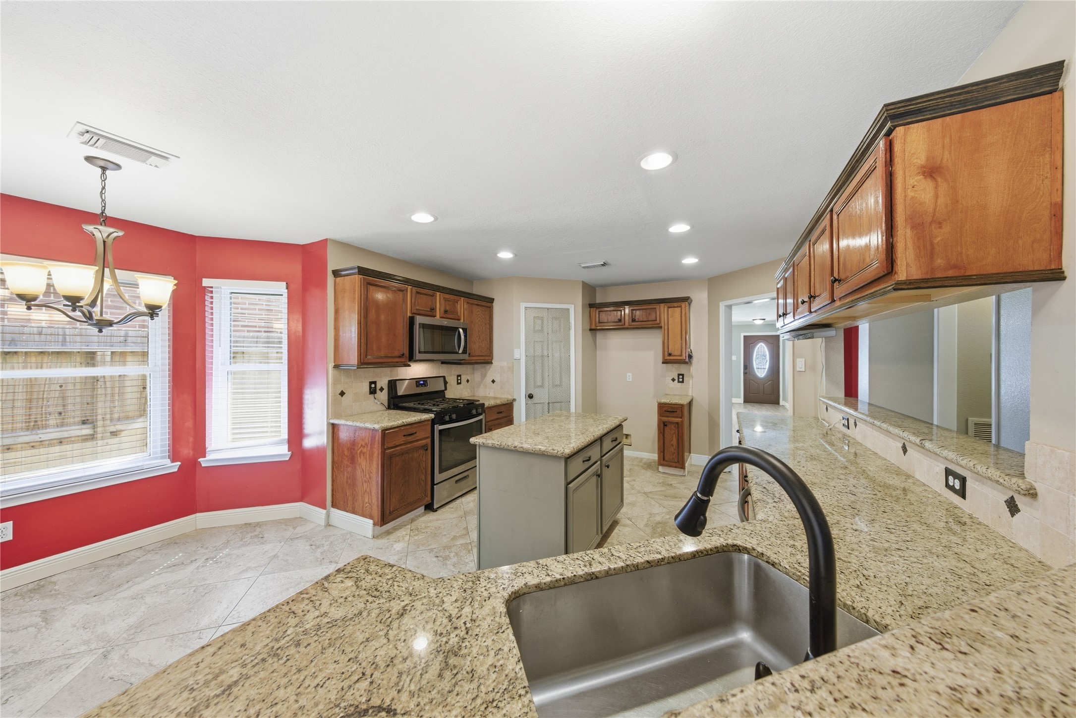 13506 Spring Court Tomball, TX 77375 - Photo 13 of 36 Gallery Image 13