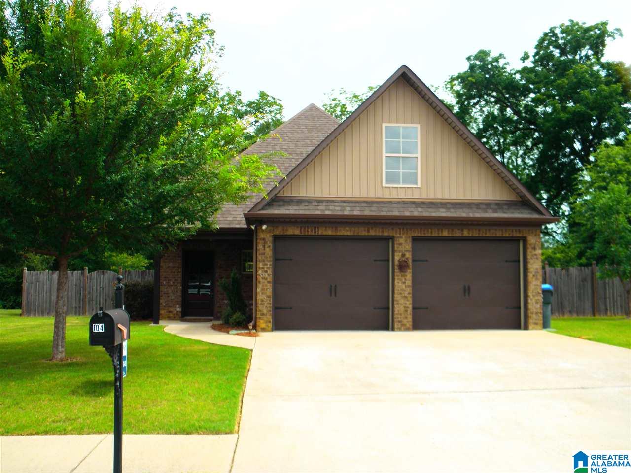104 Falling Waters Lane Alabaster, AL 35114 - Photo 1 of 26