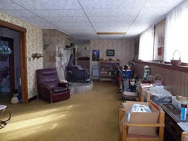 65 Collinstown Road Union, ME 04862 - Photo 14 of 31 Den/Family/Great Room.