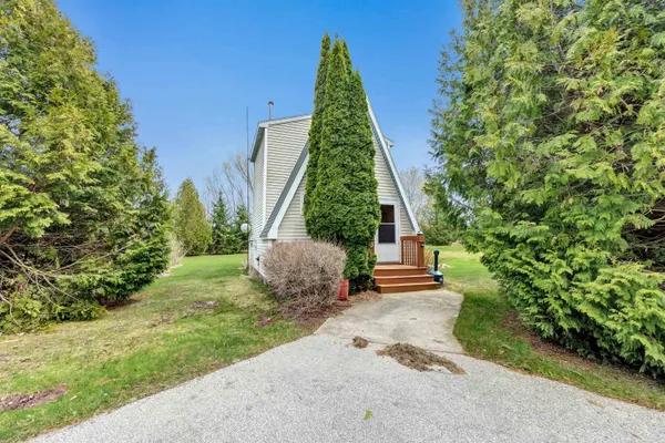 $224,900 | 3623 Zirbel Road, Sturgeon Bay, WI 54235