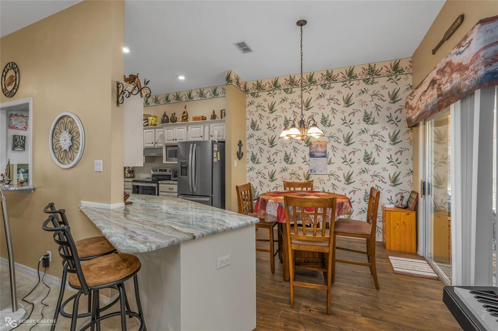 758 Featherston Road Homer, LA 71040 - Photo 14 of 32 Breakfast room with a view