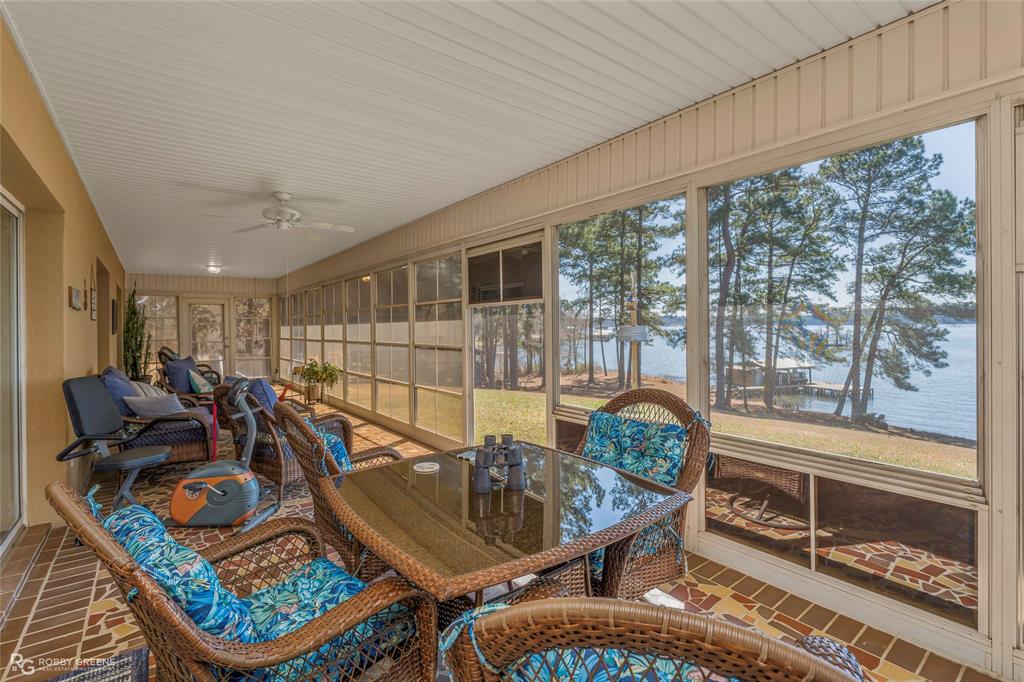 758 Featherston Road Homer, LA 71040 - Photo 16 of 32 Magnificent lanai