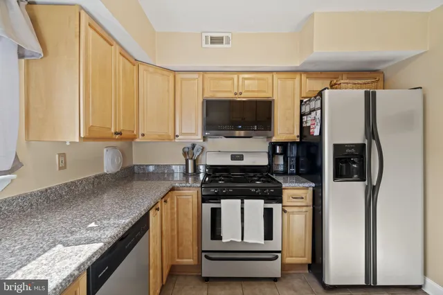 $319,999 | 3581 Nottingham Lane, Philadelphia, PA 19114