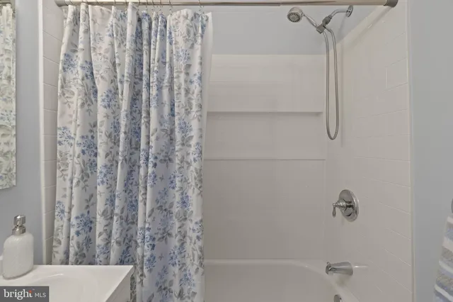 $319,999 | 3581 Nottingham Lane, Philadelphia, PA 19114